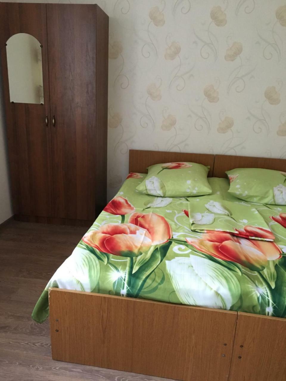 Guesthouse Milena Leselidze エクステリア 写真