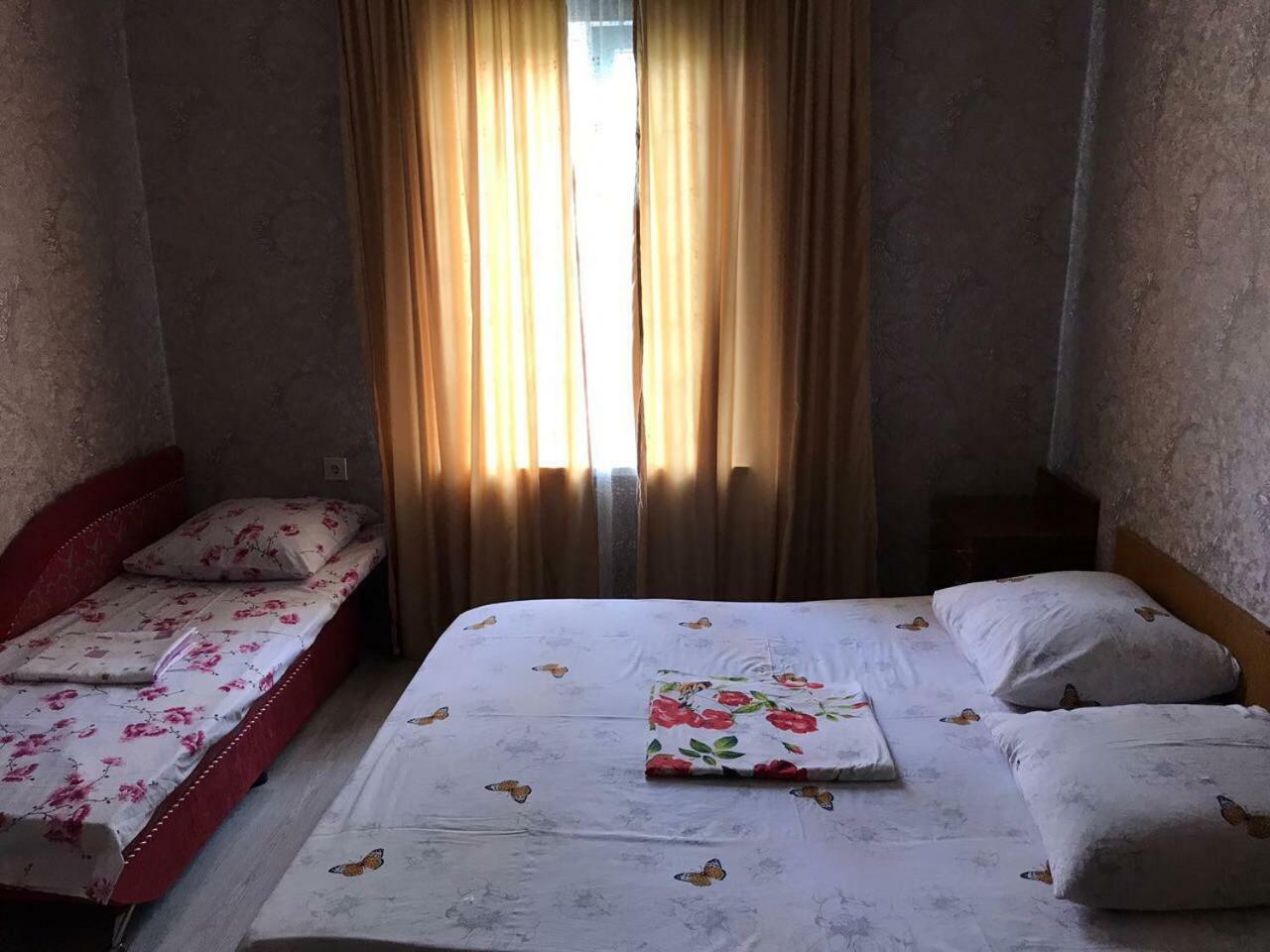 Guesthouse Milena Leselidze エクステリア 写真
